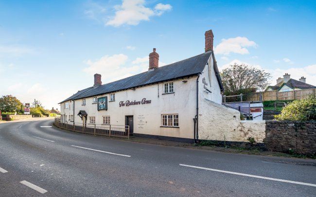 Butchers Arms, Carhampton, Minehead, Somerset, TA24 6LP 3