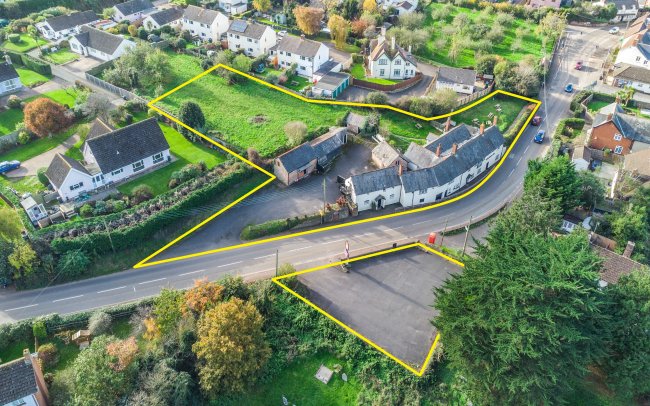 Butchers Arms, Carhampton, Minehead, Somerset, TA24 6LP 3