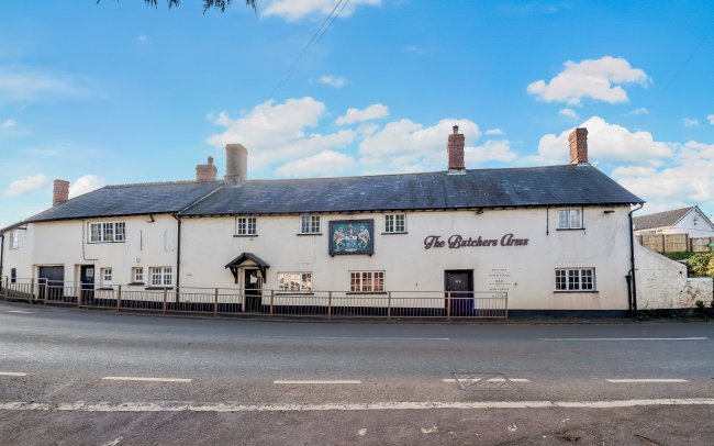 Butchers Arms, Carhampton, Minehead, Somerset, TA24 6LP 3