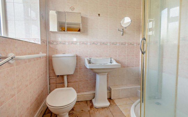 19 Pickburn Lane, Pickburn, Doncaster, DN5 7XF 7