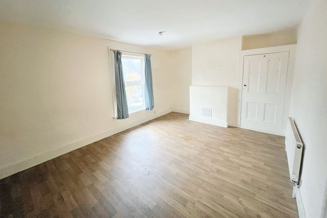 44 Campbell Road, Maidstone, Kent, ME15 6QA 5