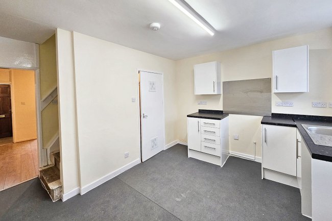 86 Brookshaw Street, Bury, Lancashire, BL9 6EB 8