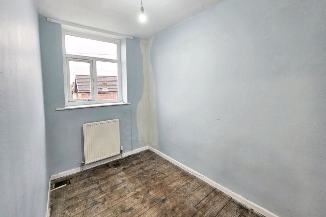 86 Brookshaw Street, Bury, Lancashire, BL9 6EB 8