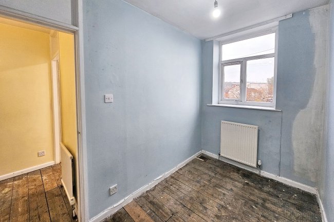 86 Brookshaw Street, Bury, Lancashire, BL9 6EB 8