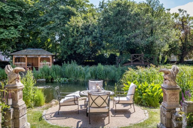 2 Brankesmere House, Queens Crescent, Southsea, Portsmouth, PO5 3HT 5