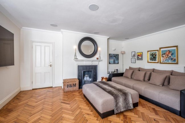 2 Brankesmere House, Queens Crescent, Southsea, Portsmouth, PO5 3HT 5