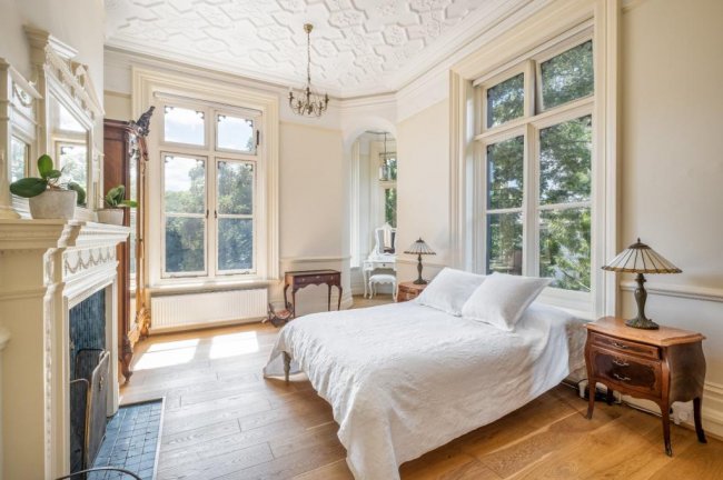 2 Brankesmere House, Queens Crescent, Southsea, Portsmouth, PO5 3HT 5