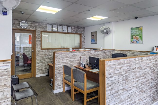 51/53 West Way, Caterham CR3 5TQ 3