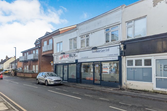 51/53 West Way, Caterham CR3 5TQ 3