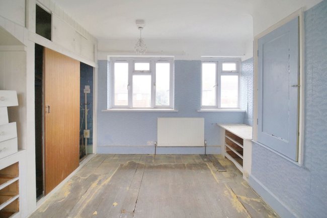 61 Glenmore Road, Welling, DA16 3BW 3