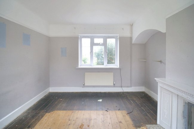 61 Glenmore Road, Welling, DA16 3BW 3