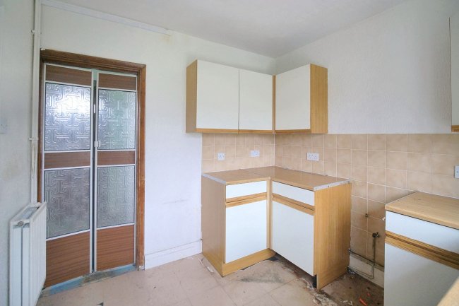 61 Glenmore Road, Welling, DA16 3BW 3