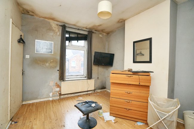 24 Lothair Road, Leicester LE2 7QB 7