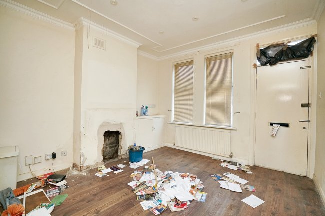 24 Lothair Road, Leicester LE2 7QB 7