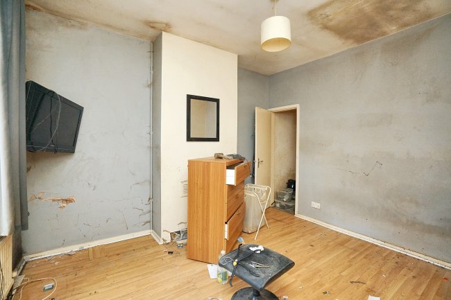 24 Lothair Road, Leicester LE2 7QB 7