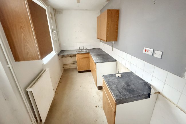 30 Livingstone Street, Leicester, LE3 0QY 8