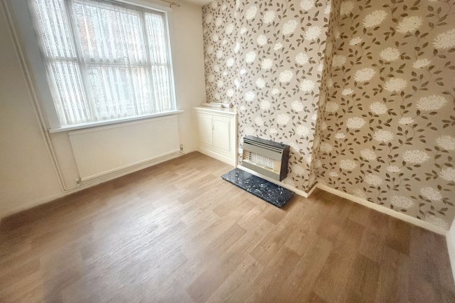 32 Ivanhoe Street, Leicester, LE3 9GW 2