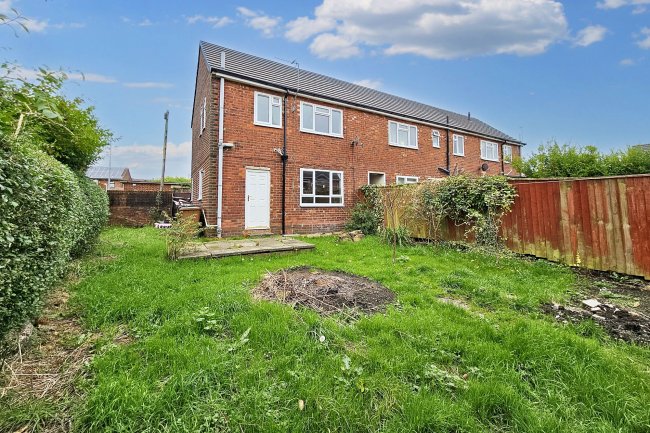 6 Grange Walk, Middleton, Manchester, M24 5GU 3