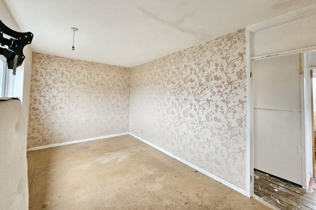6 Grange Walk, Middleton, Manchester, M24 5GU 3