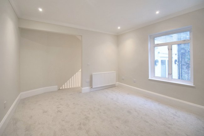 10A Brookhill Rd, Woolwich, London, SE18 6UF 8