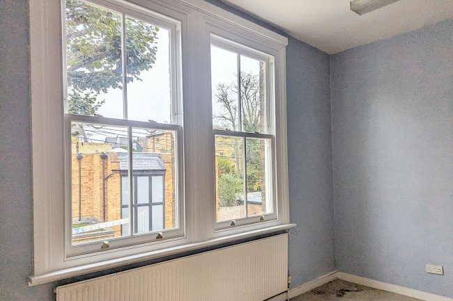 46b Hendricks Avenue, Balham, SW12 8TL 4