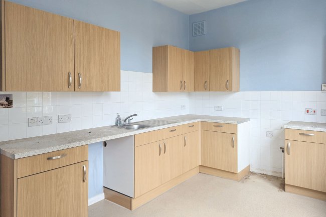 46b Hendricks Avenue, Balham, SW12 8TL 4