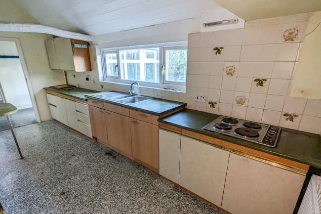 Blindhouse, Blindhouse Lane, Monks Horton, Ashford, TN25 6DP 6