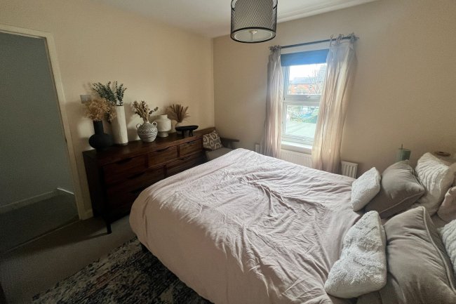 28 Radcliffe Road, Hitchin, Hertfordshire SG5 1QH 3