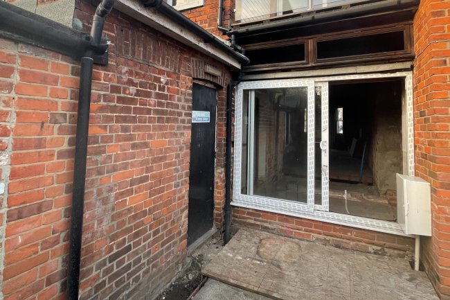 2 Creffield Road, Colchester, Essex CO3 3JB 5