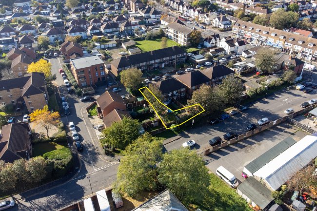 Garages at The Vineyards, High Street, Feltham, Greater London, TW13 4HH 9