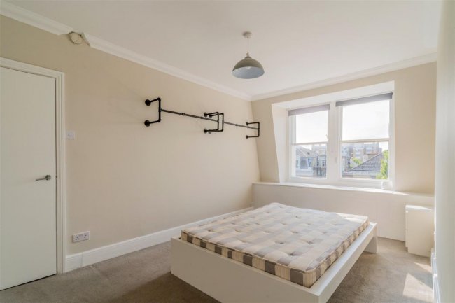 Flat 9, 44-46 First Avenue, Hove, BN3 2FF 2