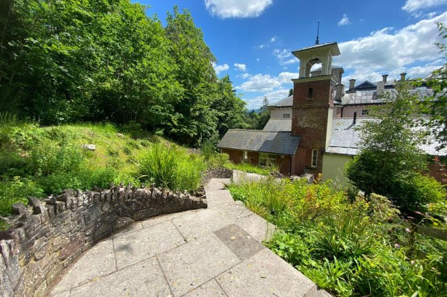 4 The Coach House, Penoyre, Brecon, LD3 9LP 4