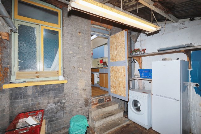53 Queen Elizabeth Road, Walthamstow, London, E17 6ES 2