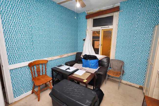 53 Queen Elizabeth Road, Walthamstow, London, E17 6ES 2