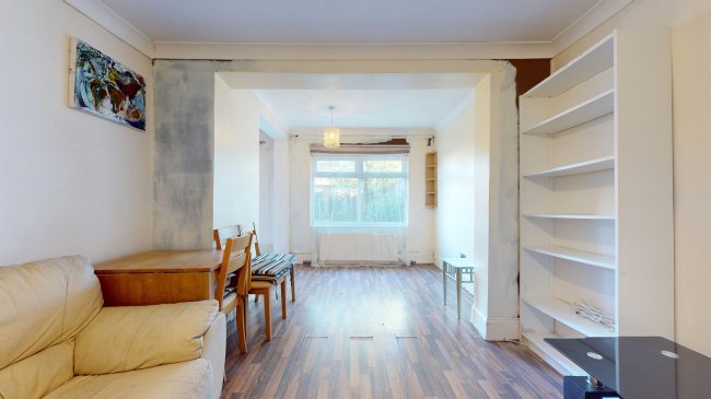13A Great North Way, Hendon, London, NW4 1PT 2