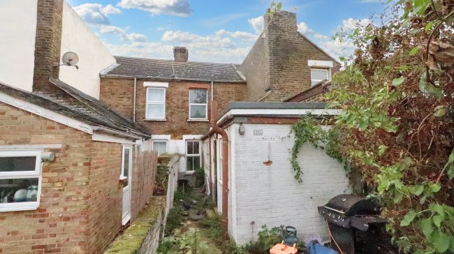 123 Berridge Road, Sheerness, Kent, ME12 2AE 6
