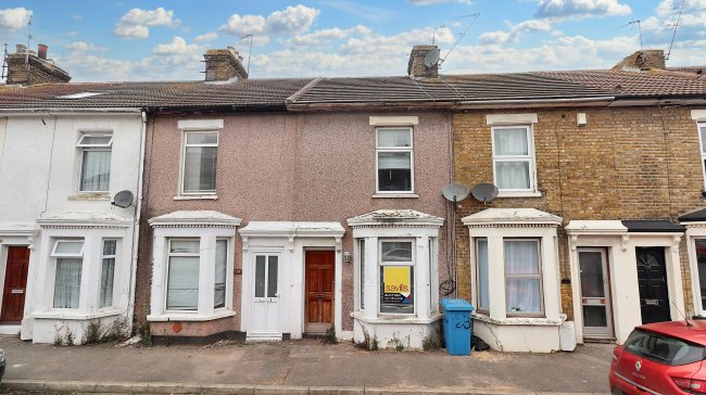 123 Berridge Road, Sheerness, Kent, ME12 2AE 6