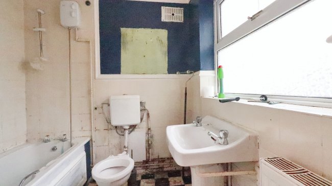 123 Berridge Road, Sheerness, Kent, ME12 2AE 6