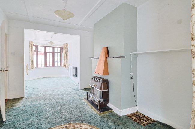 23 Hill Park Road, Gosport, Hampshire, PO12 3EB 4