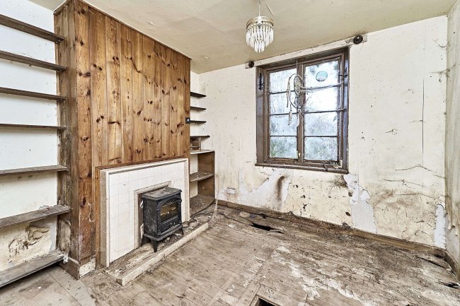 1 Upper Lode Lock Cottages, Forthampton, Gloucester, GL19 4RF 1