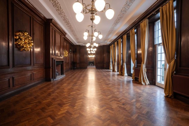 Manchester Hall, 36 Bridge Street, Manchester, M3 3BT 1