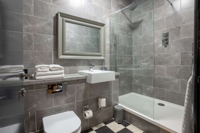 Manchester Hall, 36 Bridge Street, Manchester, M3 3BT 1