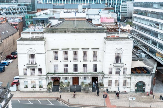 Manchester Hall, 36 Bridge Street, Manchester, M3 3BT 1