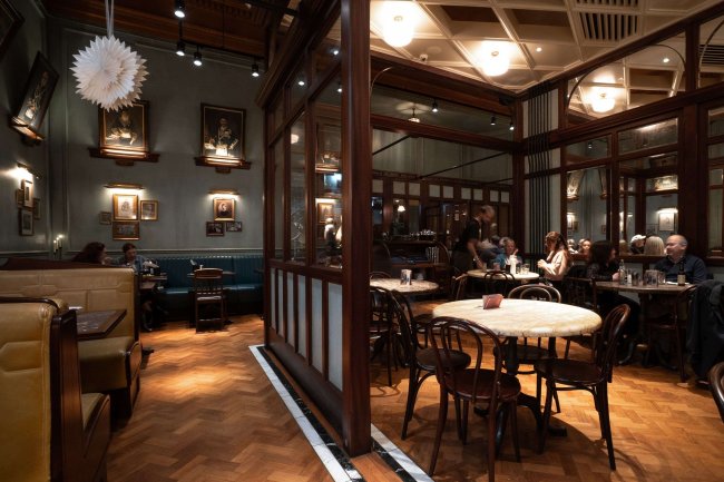 Manchester Hall, 36 Bridge Street, Manchester, M3 3BT 1