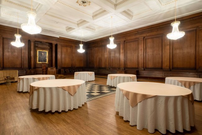 Manchester Hall, 36 Bridge Street, Manchester, M3 3BT 1