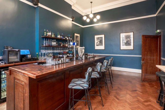 Manchester Hall, 36 Bridge Street, Manchester, M3 3BT 1