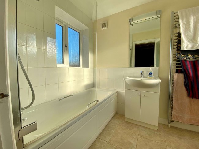 110 Linkfield Road, Isleworth TW7 6QJ 7