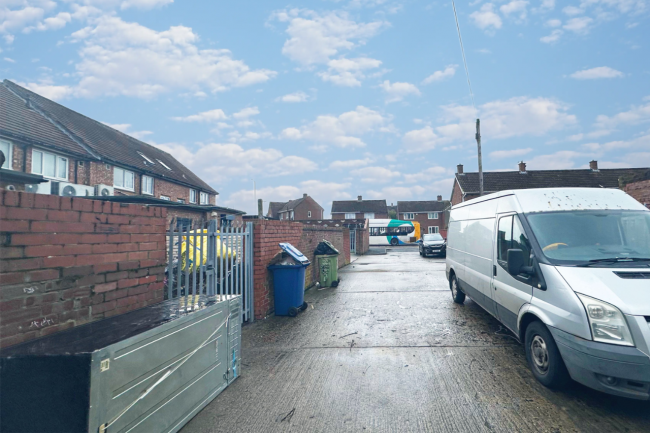 136 – 150 Allendale Road, Sunderland, Tyne & Wear SR3 3DZ 1