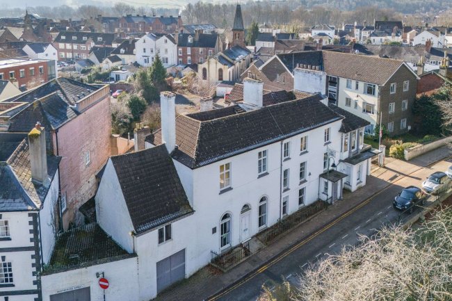 Monmouth Conservative Club, 15 Whitecross Street, Monmouth, NP25 3BY 9