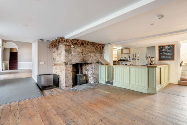 Monmouth Conservative Club, 15 Whitecross Street, Monmouth, NP25 3BY 9